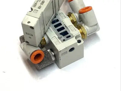 USED SMC 5‑PORT SOLENOID VALVE 2‑POSITION SINGLE 24VDC MISSING SCREW