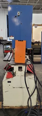 2001 MUBEA HIW-1000/610 Fabricating/Presses, Iron Worker | Machinery Central (4)