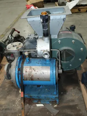 2 PALLETS OF ASSORTED PUMPS