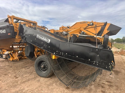 Used _UNKNOWN_ _UNKNOWN_ Self-propelled Harvesters Idaho US | Tri-Steel Manufacturing #1557207