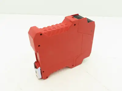 Allen Bradley 440R-N23132 Guardmaster Safety Relay Module 24V