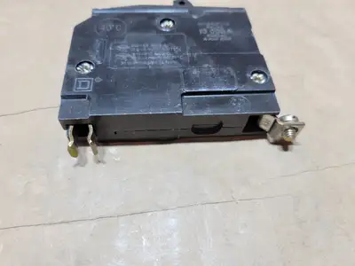 USED SQUARE D QOB115