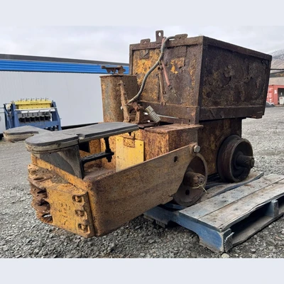 Mancha 1.5 Ton 18 - 24in Gauge Battery Locomotive