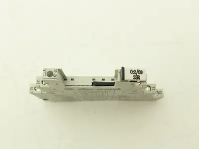 Allen-Bradley 700-HLT1Z Terminal Block Relay 700-TBR24 Ser A 24V Coil Lot of 9
