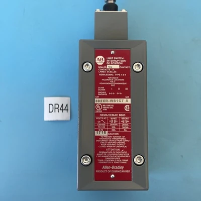 NEW ALLEN BRADLEY 802XR-WS1C7 SER. A