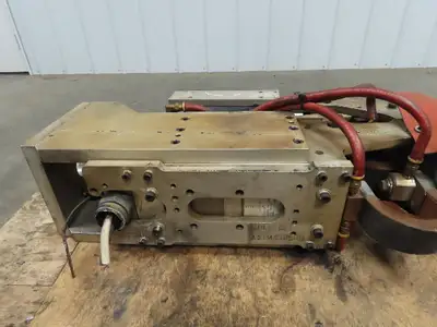 Milco Robotic Resistance Spot Welding Gun Roman 135KVA Transformer TDC-5610