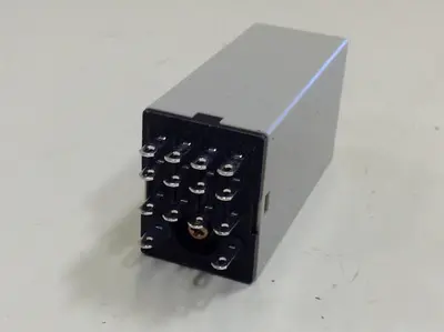 NEW OMRON H3Y-4-1 SECOND