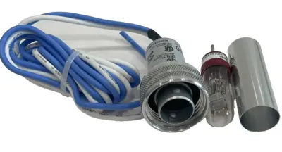NEW HONEYWELL C7035A-1064 UV FLAME DETECTOR C7035A1064A