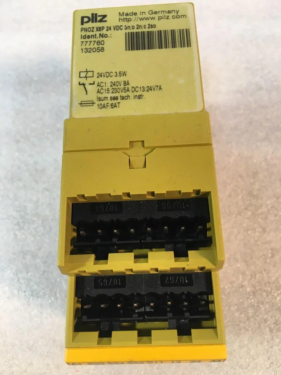 USED Pilz PNOZ X8P, 777760