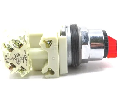 NEW SQUARE D 9001K11J1RH13 SELECTOR SWITCH