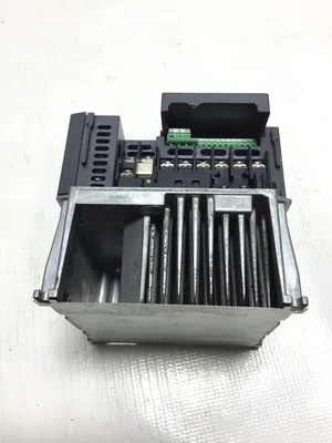 Mitsubishi Electric FR-E740-060-NA Inverter Input 380-480VAC 9.7A 3PH 50/60Hz