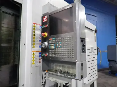 USED 2004 HAAS EC300