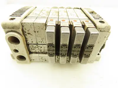 SMC VVQ2000-10A-1 VQ2401-51 Pneumatic Solenoid Valve 6-Station Manifold Block