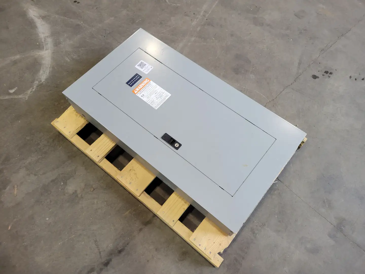 Used GENERAL ELECTRIC AQF3421MBX Switchgears British Columbia CA | Lenmark #835317