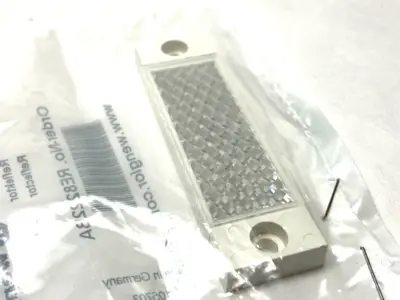RE8222BA | Wenglor  Reflector - New Other