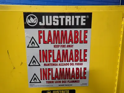 USED JUSTRITE 892200