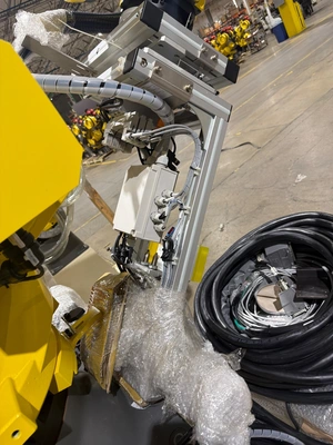 USED 2019 FANUC R-2000iC/125L + R-30iB PLUS