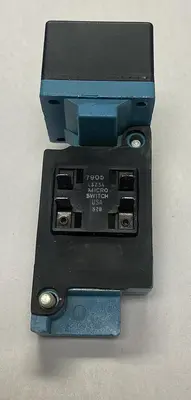 Used HONEYWELL LSZ7A1A Miscellaneous Equipment (Electrical & Power) | Surplus Asset Holdings #1190105