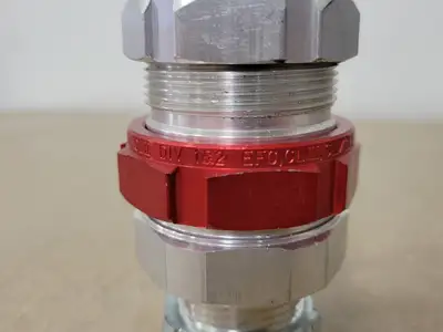 NEW THOMAS & BETTS STX100-467