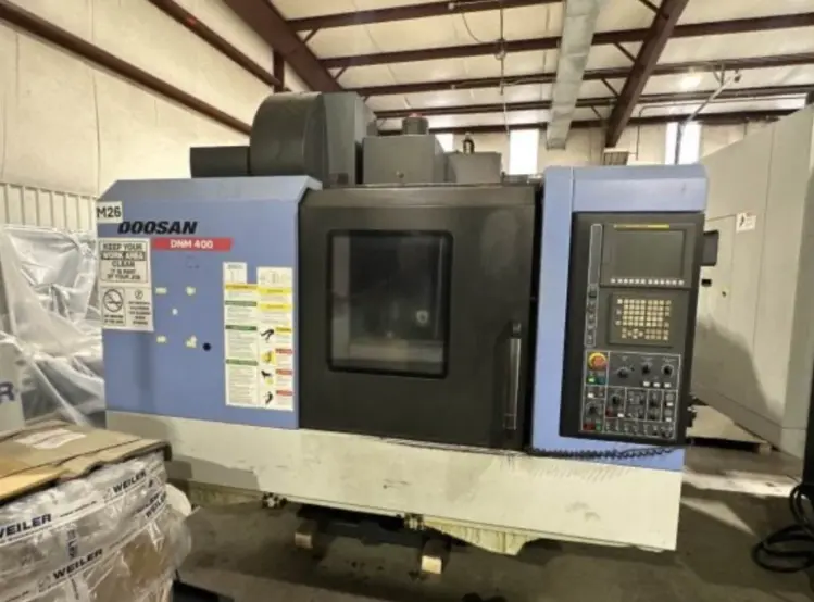 Used 2010 DOOSAN DNM 400 Vertical Machining Centers Ohio US | Toolquip, Inc. #927549