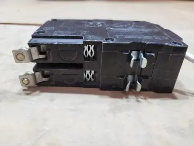 Used SQUARE D QOB230GFI Switchgears British Columbia CA | Lenmark #1438425