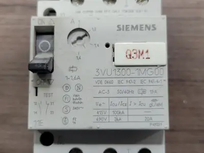 USED SIEMENS 3VU1300-1MG00