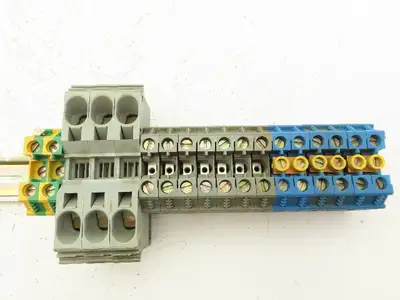 Terminal Block DIN Rail Connectors 20-2AWG Lot of 75