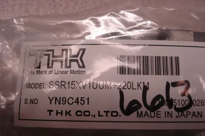 NEW THK SSR15XV1UUM+220LKM LINEAR RAIL BEARING