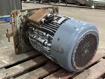 USED TM MOTORI LS180