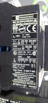 7.5 HP Telemecanique LP1 D09 01 Contactor Assembly 1000V 8kV 25A Used