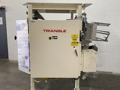 USED TRIANGLE B 2C / SPEE-DEE