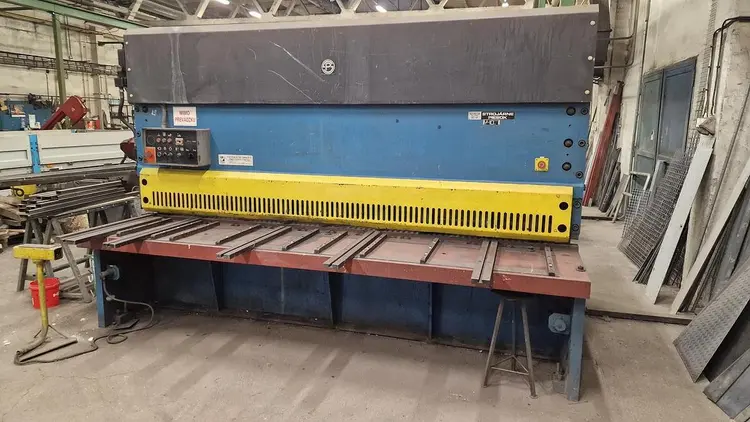 Used 1982 ESPE NTA 3150/10 Power Squaring Shears (Gauge) CZ | Amaron s.r.o. #1061636