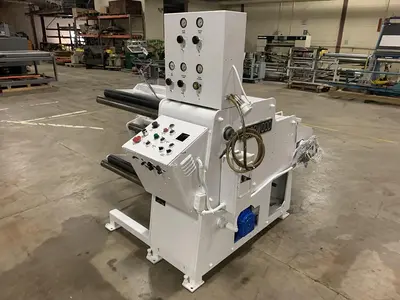 USED 1977 VOORWOOD 30-24/24R
