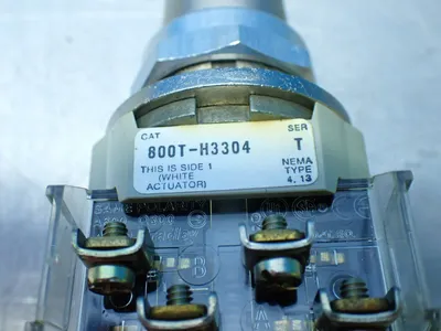 New | in-Stock ALLENBRADLEY 800TH3304A Relays & Switches Ohio US | HGR 24 #763787