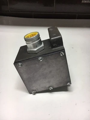 USED Balluff BNS-113-D04-R12-100