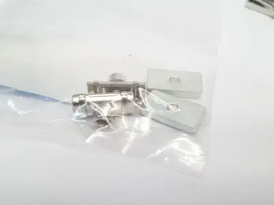 USED SMC FITTING CLAMP