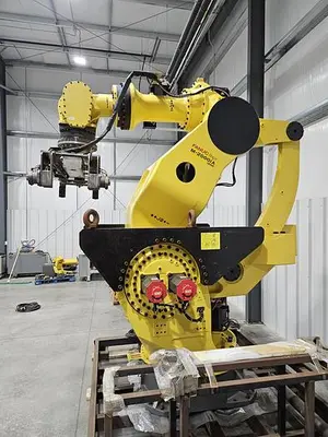 USED 2010 FANUC M-2000IA/1200