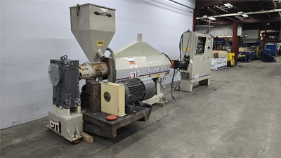 3.5" PTI Extruder, Model 3500 30:1 L/D Ratio Air Cooled Barrel