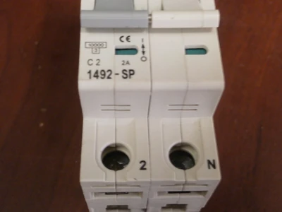 USED Allen-Bradley 1492-SP1C020-N