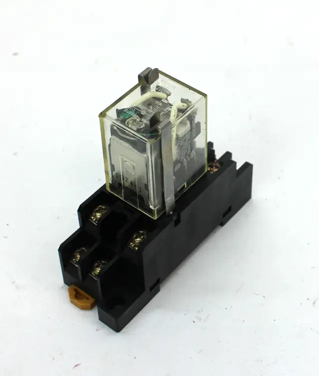 Used OMRON LY2N Relays & Switches Kentucky US | Industrial Parts R Us Inc. #356855