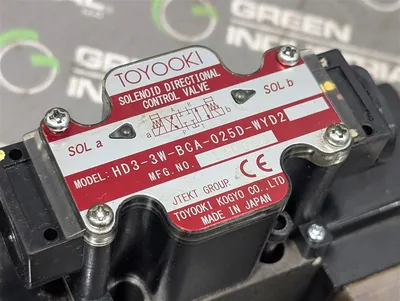 Toyooki HD3-3W-BCA-025D-WYD2 Directional Control Valve Dual 110VAC Coils Used