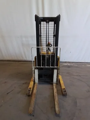 USED 2005 YALE MRW030LEN24TV083