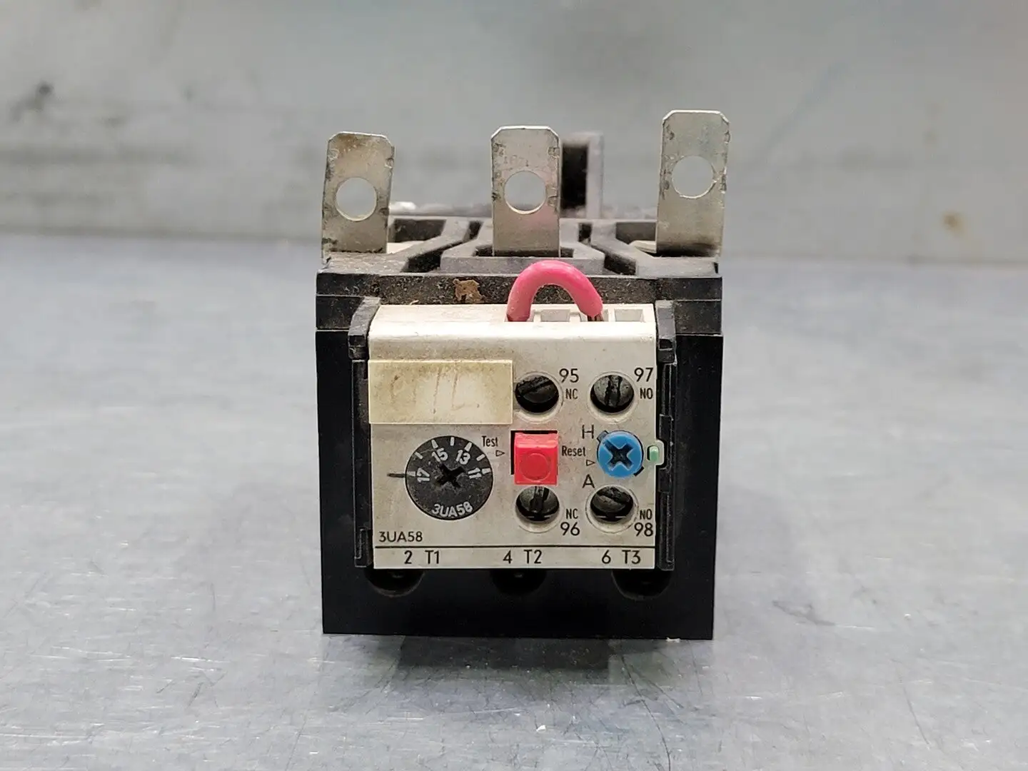 Used SIEMENS 3UA58 00-8A Switchgears British Columbia CA | Lenmark #243573