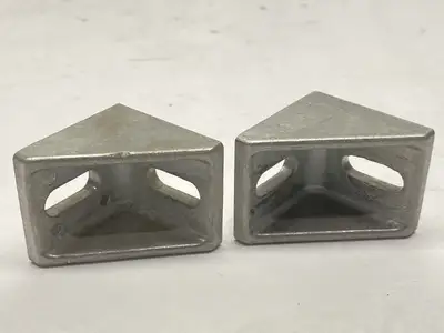 XCFA 44 B | Flexlink  Angle Bracket Gusset 42 x 42 LOT OF 2 - Used