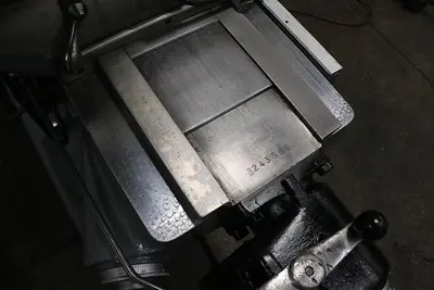 USED 1987 BRIDGEPORT SERIES 1