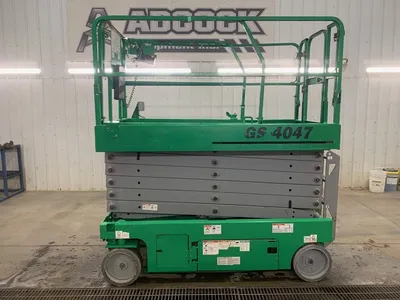 Used 2016 GENIE GS-4047 ELECTRIC SCISSOR LIFT Scissor Lifters Alberta CA | Adcock Equipment #1418028