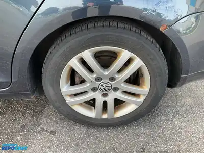 USED 2009 VOLKSWAGEN JETTA
