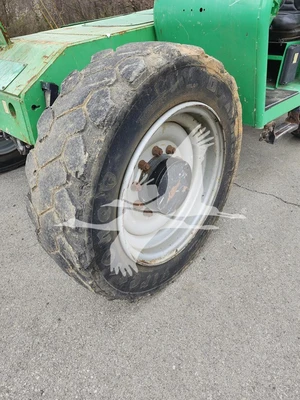USED 2015 JLG 6042