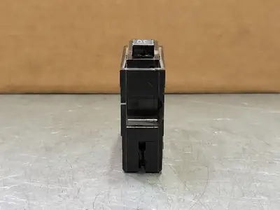 30 Amp 1 Pole Circuit Breaker