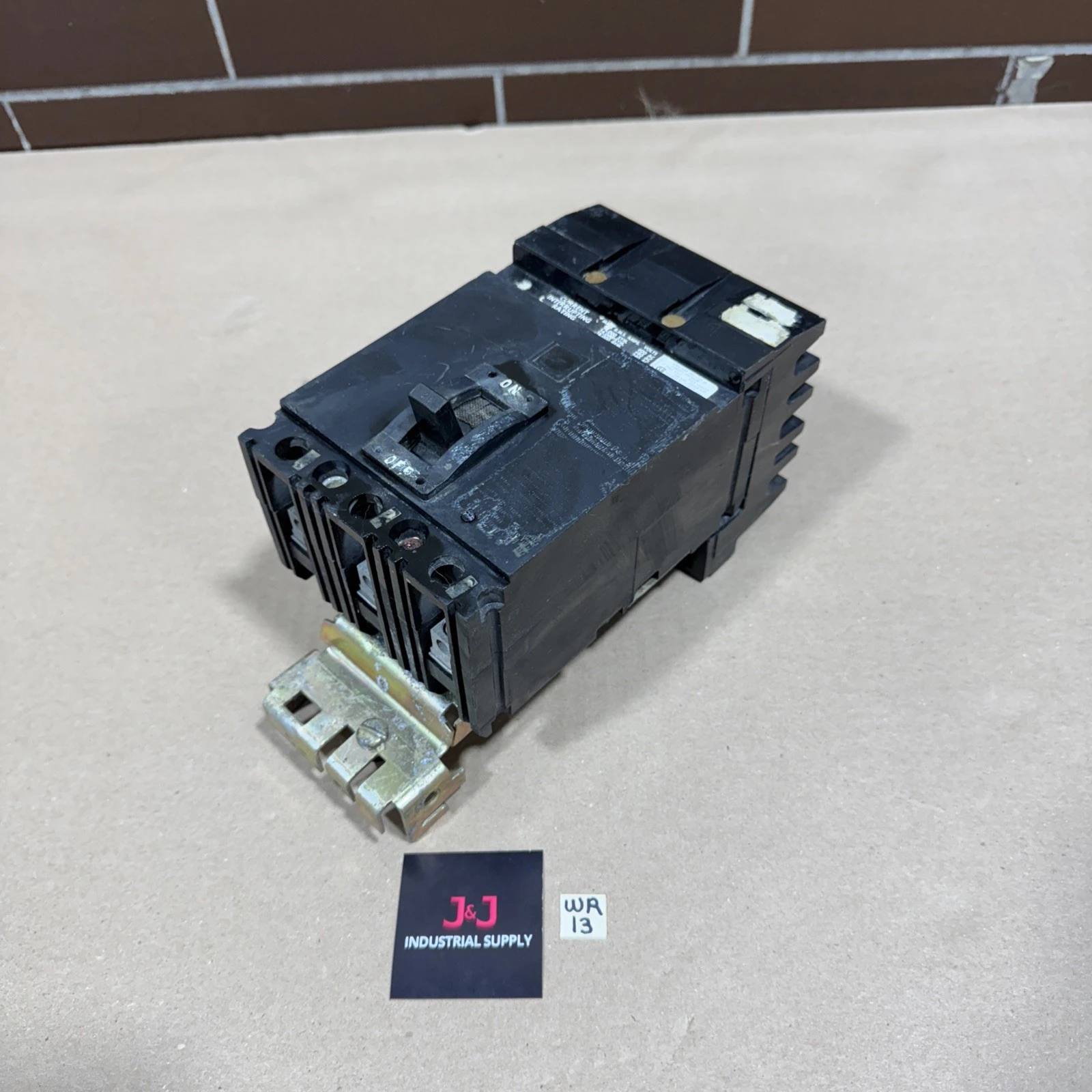 USED Square D LJ-6583